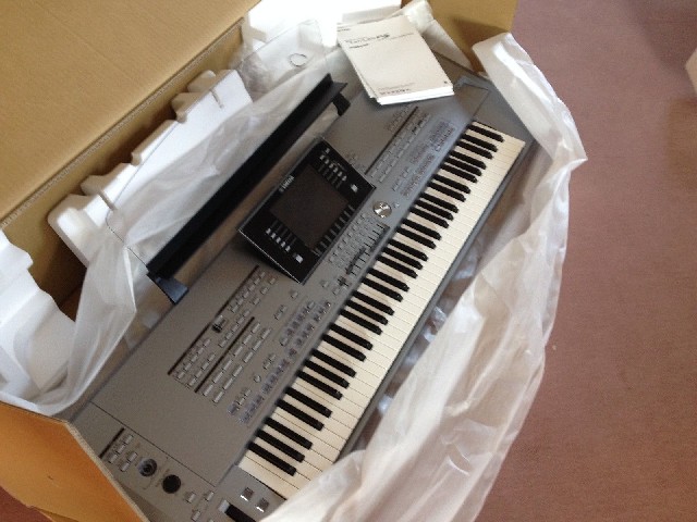 Foto 2 - Korg pa4x 76-key professional arranger